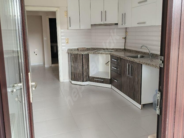 23 NİSAN MH. 40.000.TL SİTE İÇİNDE 156M2 ARA KAT 3+1 KİRALIK DA - Görsel 26