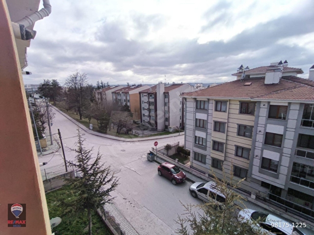 RE/MAX MODDAN ULUÖNDERDE YATIRIMLIK EŞYALI 1+1 DAİRE - Görsel 16