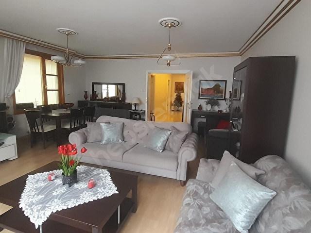 MEDYADAN ANITTEPEDE 3+1 1.KAT ÖN CEPHE 160 M2 ASANSÖR-OTOPARK