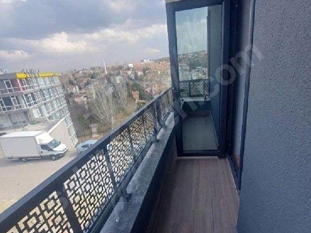BEYSU EVLERİ KARŞISI FULL EŞYALI BÜYÜKTİP BALKONLU SETAŞ SUİT TE 1+1 - Görsel 6