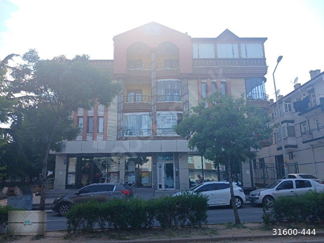 ETLIK AYVALI CADDE ÜZERI FULL YAPILI 3+1 SATILIK DAIRE - Görsel 4
