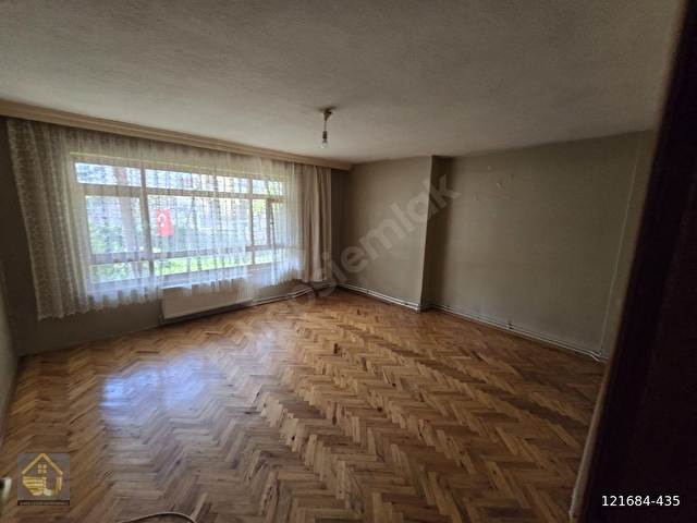 BAYRAKLI SOKAK 2+1 KİRALIK DAİRE - Görsel 2