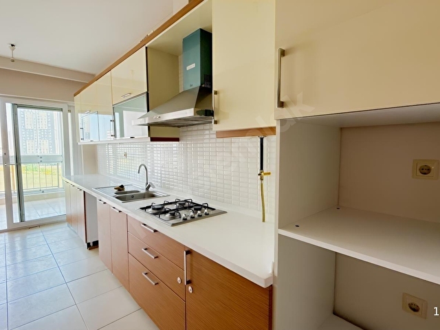 Ispartakule Yeni Hayat Sitesi 4+1 Kiralık Daire - Görsel 9