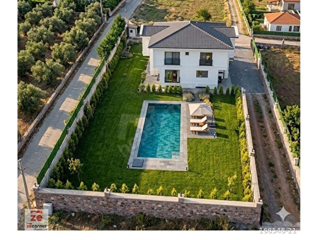 BURHANİYE BÖREZLİ 800M2 GENİŞ BAHÇELİ BUTİK OTEL - HUZUREVİ