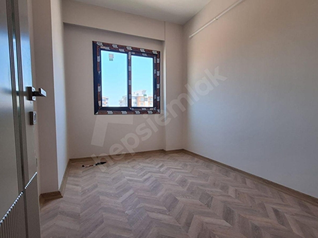 YENİŞEHİRDE ÖZEL TASARIMLI KİRALIK 2.5+1 DAİRE - Görsel 27