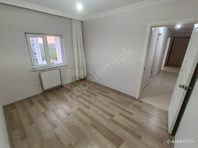 Sahibinden havuz cepheli guvenlikli sitede 2+1kiralil daire - Görsel 16
