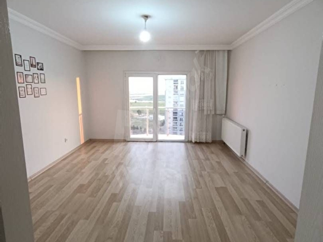 Sahibinden havuz cepheli guvenlikli sitede 2+1kiralil daire - Görsel 8
