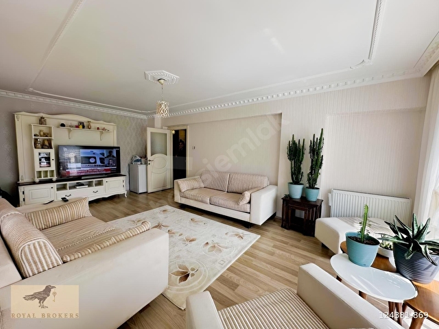 SATILIK, 19 MAYIS CADDESİ PARALELİNDE,ASANSÖRLÜ GENÇ BİNA,3+1 - Görsel 4
