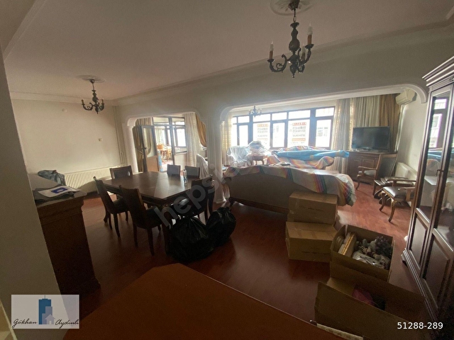 MERTERDE GENİŞ SALONLU FERAH KİRALIK 3+1 DAİRE - Görsel 6