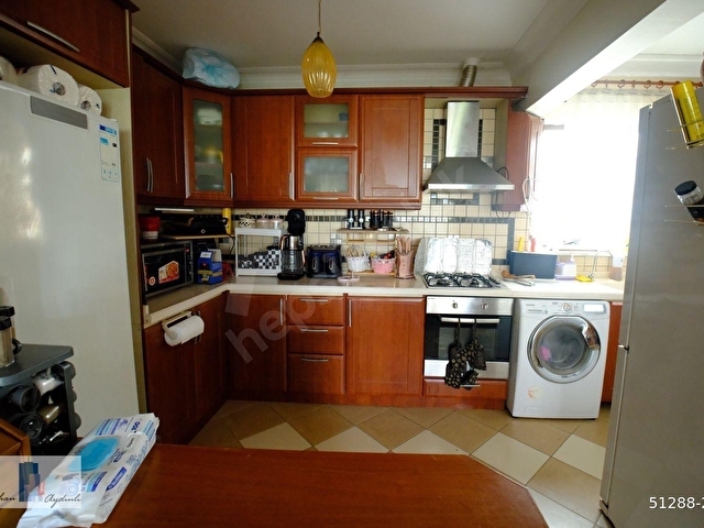 MERTERDE GENİŞ SALONLU FERAH KİRALIK 3+1 DAİRE - Görsel 7