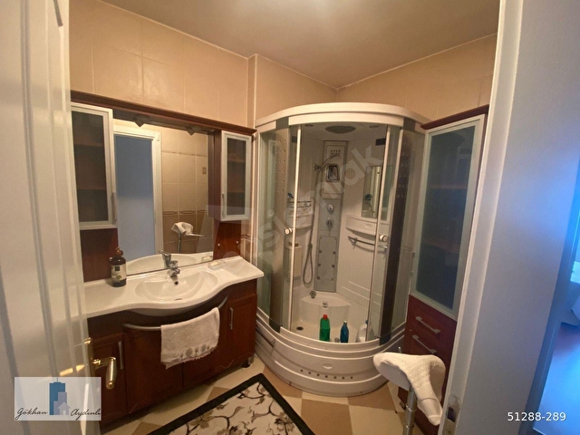 MERTERDE GENİŞ SALONLU FERAH KİRALIK 3+1 DAİRE - Görsel 23