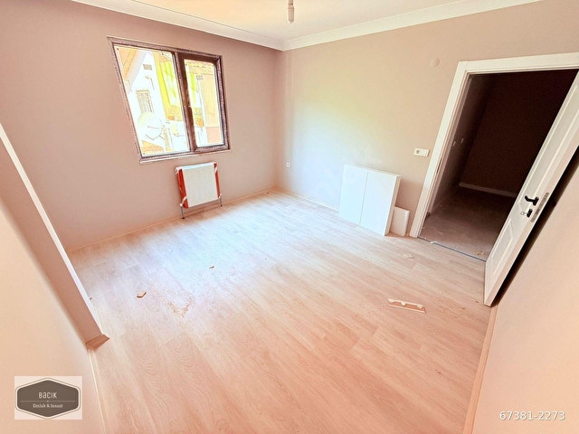 SULTANBEYLİ MEHMET AKİF SATILIK 2+1 İSKANLI ARA KAT DAİRE BACİK - Görsel 12