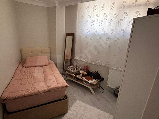 GÜLTEPEDE 1+1 SATILIK 60 m2 EŞYALI KİRACILI DAİRE - Görsel 3
