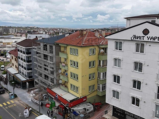 EMLAK KENT TAPU MÜDÜRLÜĞÜ KARŞISINDA KİRALIK 3+1 DAİRE - Görsel 2