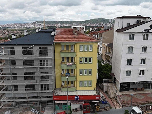 EMLAK KENT TAPU MÜDÜRLÜĞÜ KARŞISINDA KİRALIK 3+1 DAİRE