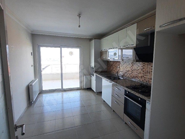 MAMAK KUSUNLARDA 3+1 KOMBİLİ AÇIK OTOPARKLI ANKASTRELİ ÇİFT BALKONLU BAKIMLI - Görsel 7