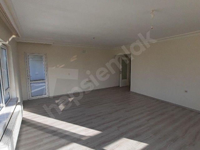 MAMAK KUSUNLARDA 3+1 KOMBİLİ AÇIK OTOPARKLI ANKASTRELİ ÇİFT BALKONLU BAKIMLI - Görsel 22