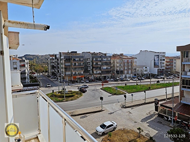 Saray Konaklarında Köprü Manzaralı 2+1 Satılık Daire - Görsel 20