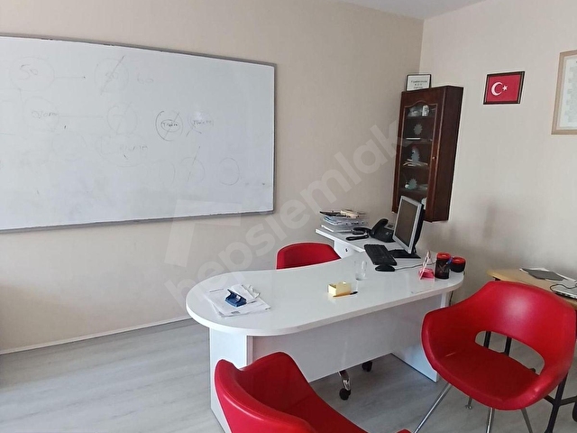 KADIKÖYDE DEVREN SATILIK SÜRÜCÜ KURSU - Görsel 4