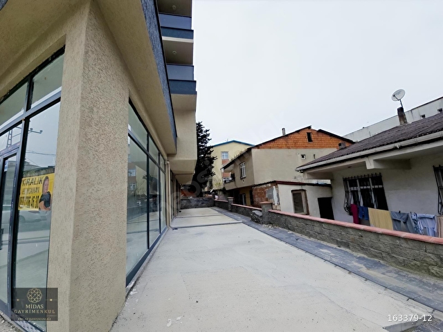 Sultanbeyli Necip Fazıl Antalya Caddesinde 150 m2 Kiralık Dükkan - Görsel 7