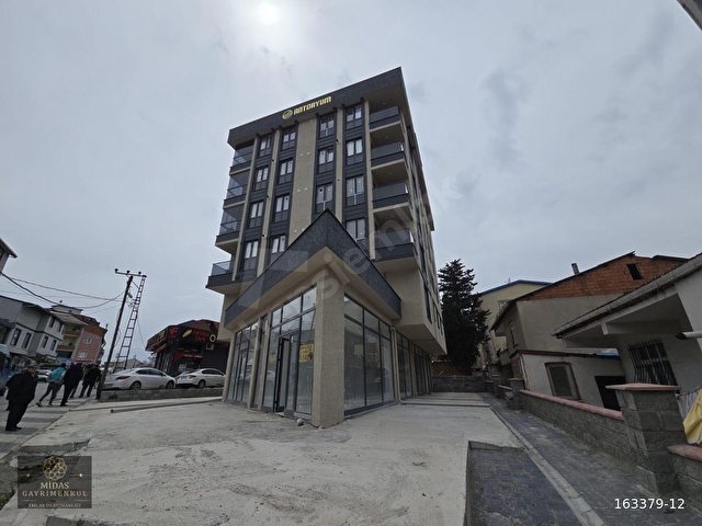 Sultanbeyli Necip Fazıl Antalya Caddesinde 150 m2 Kiralık Dükkan - Görsel 3