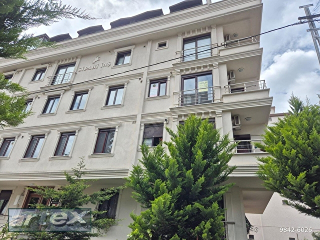 ARTEXden 63 MEVKİDE 8 YILLIK 3+1 ÖN CEPHE 2. KAT MİNİBÜSE YAKIN