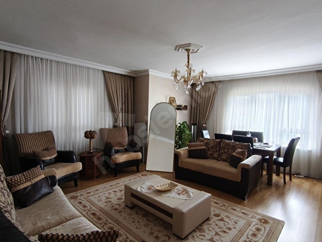 MERCANLARDAN SERHATDA SİTE İÇİNDE 3+1 SATILIK DAİRE - Görsel 3