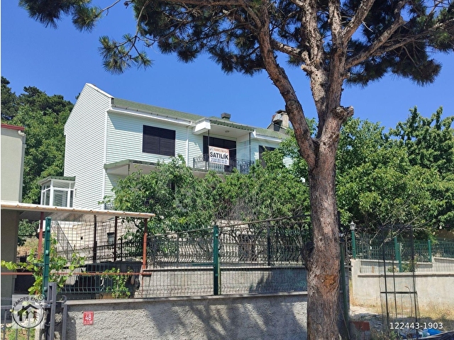 KARDEŞTEN HANLAR MEVKİİNDE TAM MÜSTAKİL 3+1 GENİŞ VİLLA