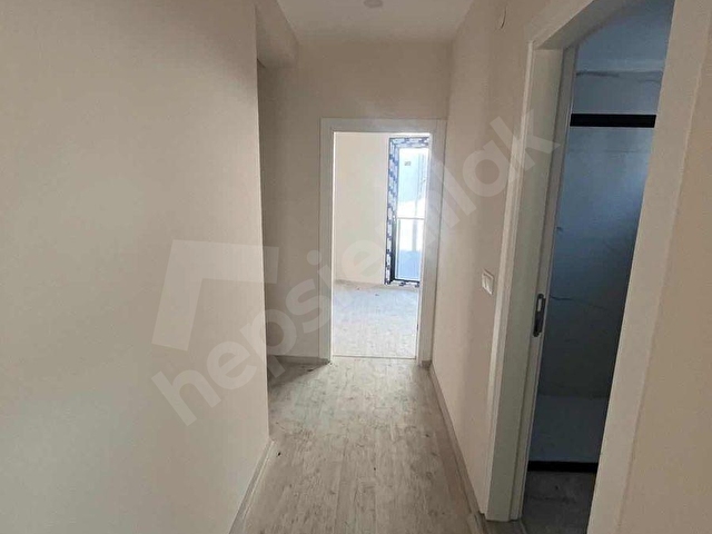 Davutlar Merkezde Ön Cephe Asansörlü Kiralık 1+1 - Görsel 17