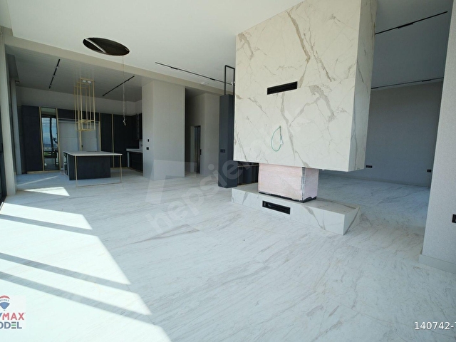 REMAX MODEL DEN ŞİRİNKÖY ÖZEL KONSEPT LÜKS 6+1 TRİPLEKS VİLLA - Görsel 10