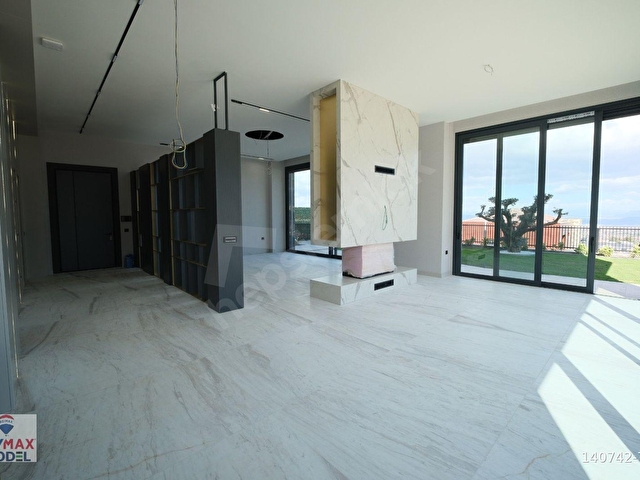 REMAX MODEL DEN ŞİRİNKÖY ÖZEL KONSEPT LÜKS 6+1 TRİPLEKS VİLLA - Görsel 15