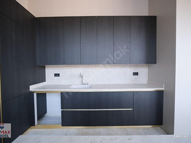 REMAX MODEL DEN ŞİRİNKÖY ÖZEL KONSEPT LÜKS 6+1 TRİPLEKS VİLLA - Görsel 6
