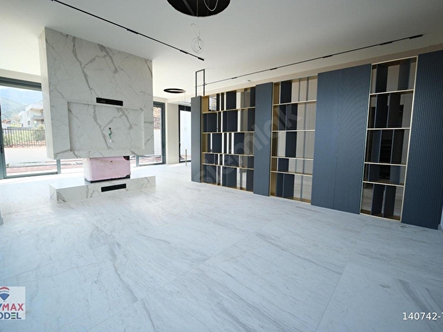 REMAX MODEL DEN ŞİRİNKÖY ÖZEL KONSEPT LÜKS 6+1 TRİPLEKS VİLLA - Görsel 16