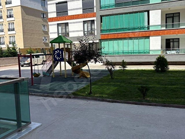 EMLAKNOMİDEN EMİRGAZİ MAHDE SATILIK 2+1 DAİRE