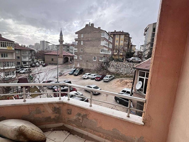 VUSLAT EMLAKTAN İMAM HATİP MEYDANINDA SATILIK ARA KAT 3+1 DAİRE - Görsel 22