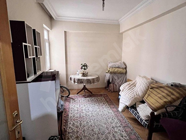 VUSLAT EMLAKTAN İMAM HATİP MEYDANINDA SATILIK ARA KAT 3+1 DAİRE - Görsel 19
