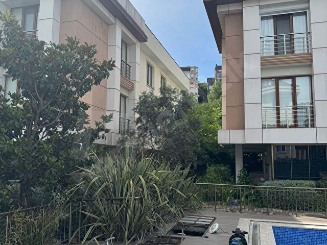MERCAN KONAKLARI BÜYÜK TERASLI 2+1 HAVUZ MANZ KİRALIK