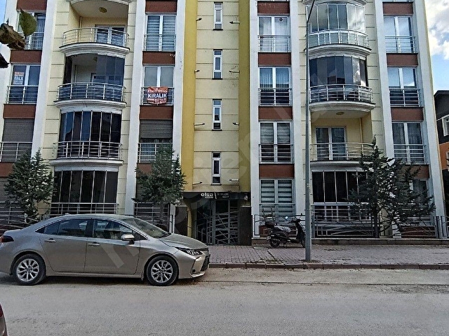 KAYA EMLAKTAN SATİLİK DAİRE BAHÇELİ EVLER MAHALLESİ 3+1