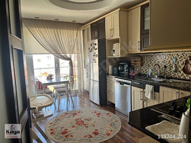 KAYA EMLAKTAN SATİLİK DAİRE BAHÇELİ EVLER MAHALLESİ 3+1 - Görsel 13