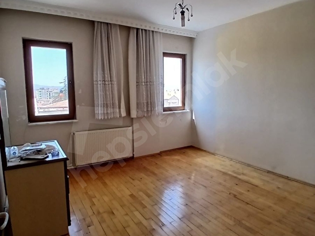 ARGINCIK CENGİZ TOPELDE CADDE ÜZERİ 3+1 KAÇMAZ FIRSAT - Görsel 4