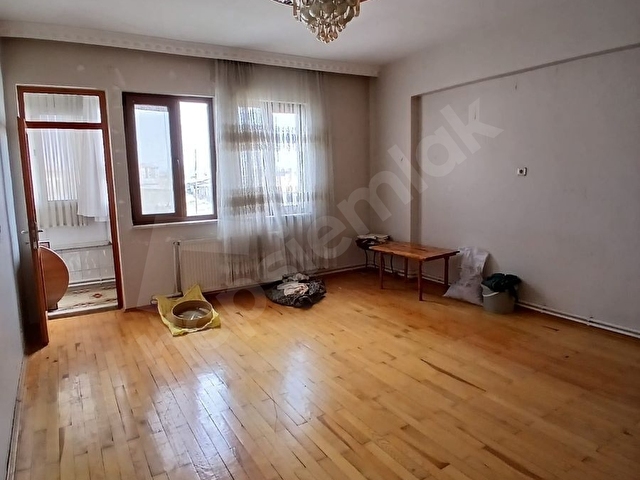 ARGINCIK CENGİZ TOPELDE CADDE ÜZERİ 3+1 KAÇMAZ FIRSAT