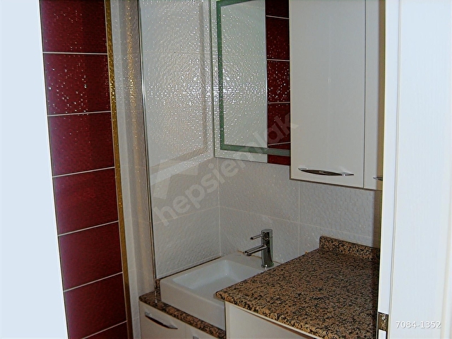 BORNOVA MERKEZDE SATILIK 2+1 FIRSAT DAİRE - Görsel 9