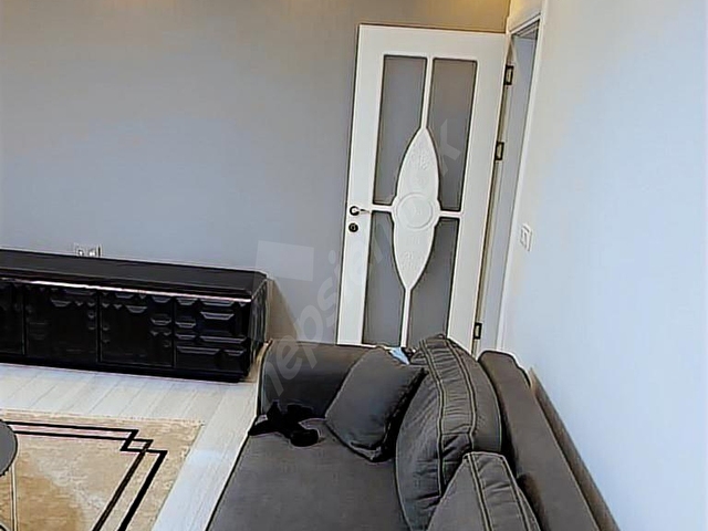 ÇİFTLİKKÖY MERKEZİ KONUMDA FULL SIFIR EŞYALI 3+1 KİRALIK DAİRE - Görsel 2