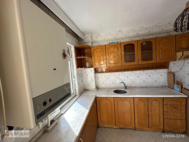 ERGENEKON MAH.TEPEKULE PARKI YAKINI KATTA ACİL 3+1 SATILIK DAİRE - Görsel 3