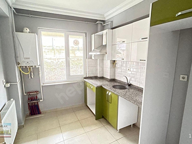 TAŞLIK MEVKİİ ÇINAR AĞACI YAKINI 2+1 KİRALIK DAİRE