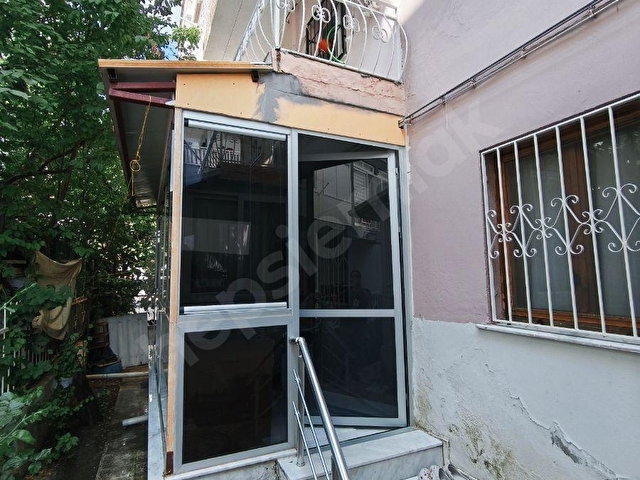 GÜMÜLDÜR SAHİLDE 1+1 50 M2 BAHÇE KATI SATILIK DAİRE - Görsel 7