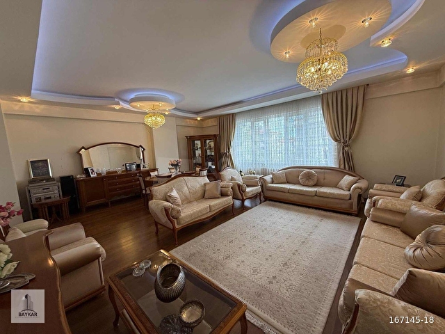 BAYKARDAN BATIKENTDE İÇİ FULL BAKIMLI GENİŞ 4+1 SATILIK DAİRE - Görsel 15