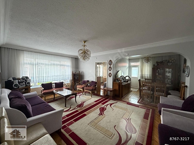SERHAT EMLAKTAN SUBAYEVLERİNDE ÜST KAT ÖN CEPHE 2+L SALON SATILIK DAİRE - Görsel 3