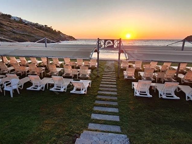 YALIKAVAK DİRMİL SPORKENT1 SİTESİNDE PLAJLI DENİZ MANZARALI 2+1 + 1+1 EŞYALI İKİZ VİLLA - Görsel 28