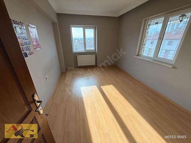 ANADOLUDAN SİTEDE GENİŞ 4+1 KİLERLİ ÇİFT BANYOLU BAKIMLI - Görsel 23